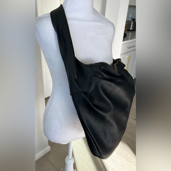 Free People Black Hobo Bag - Picture 10 of 16